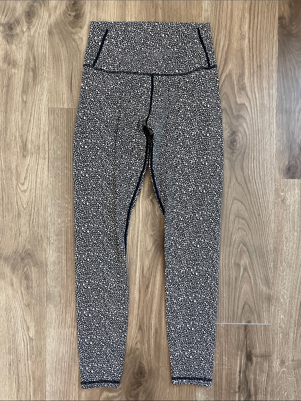 Varley Black and Cream High Waisted Leggings - size XS